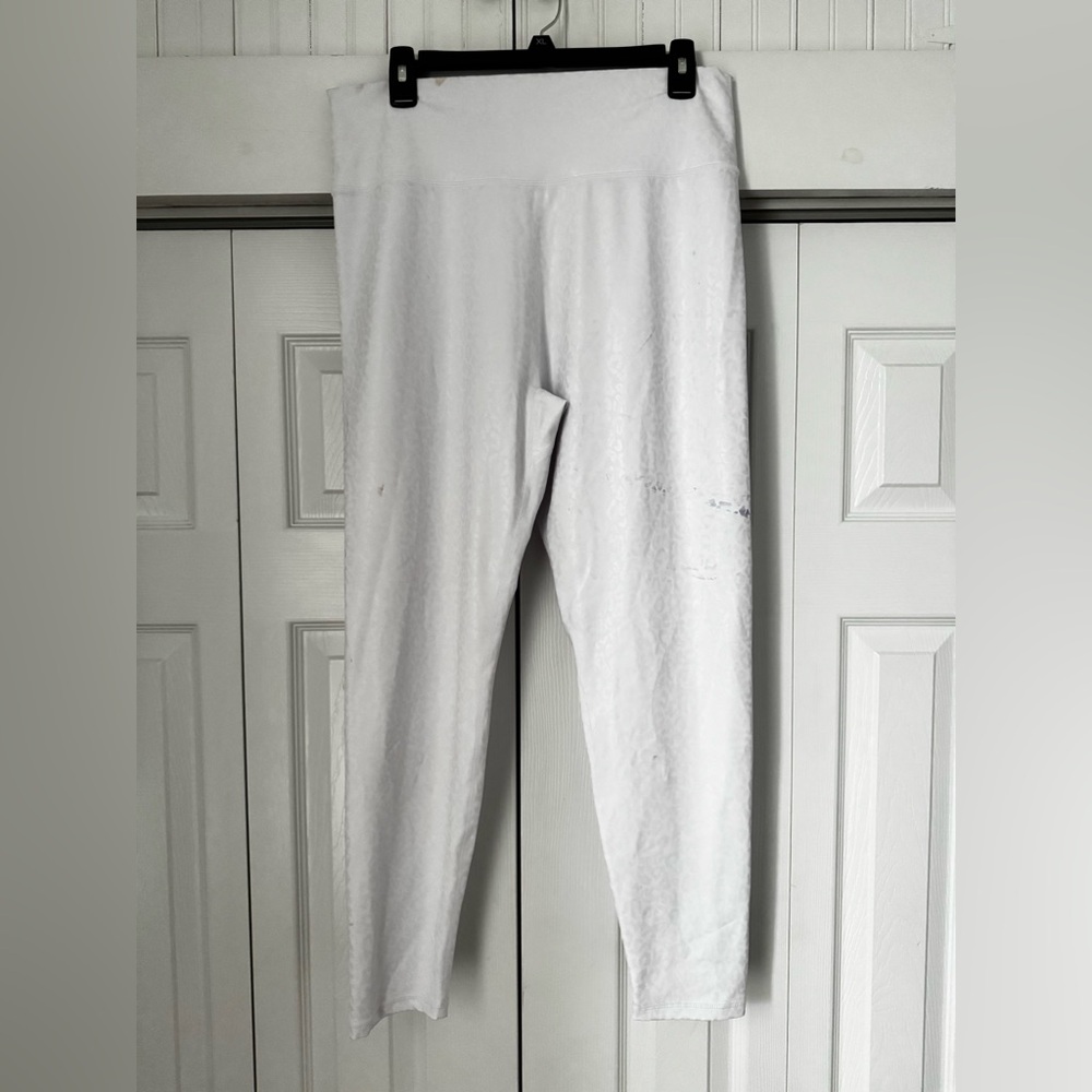 BuffBunny White Leggings